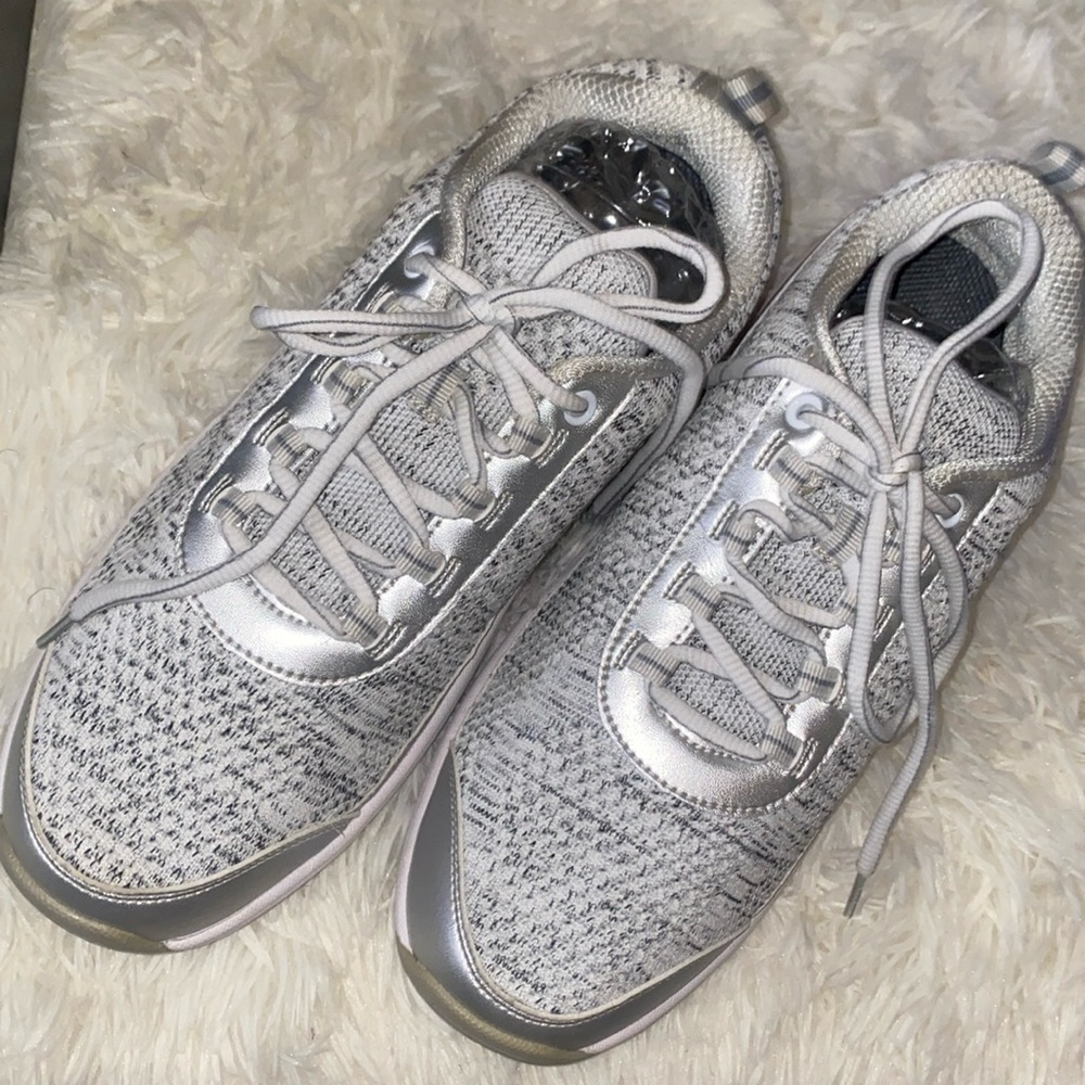 COPY - Bio fit shoes sneakers womans 10D wide walking comfort